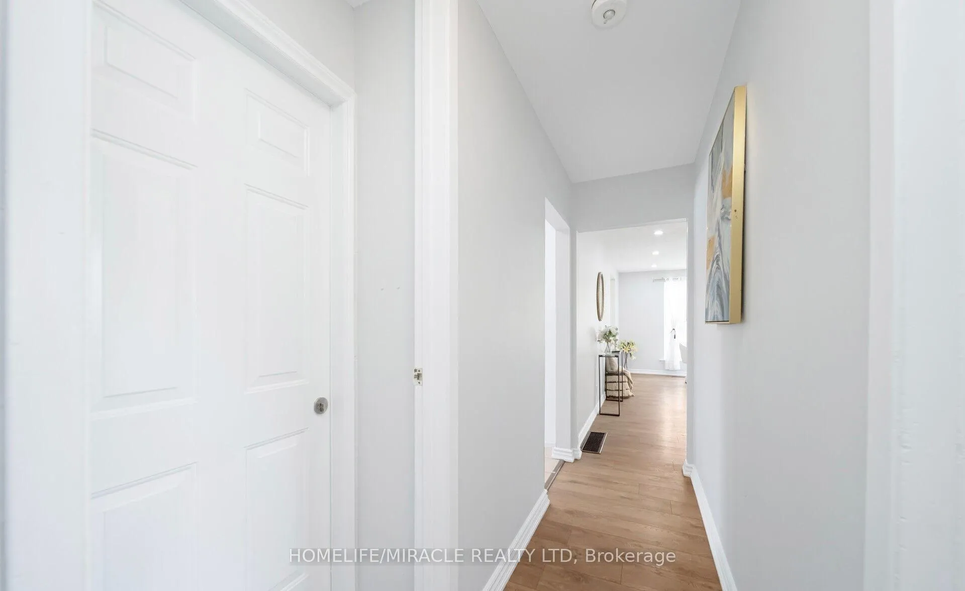 Photo 17 of 860 Liverpool Road, Pickering, Bay Ridges — HOMEH