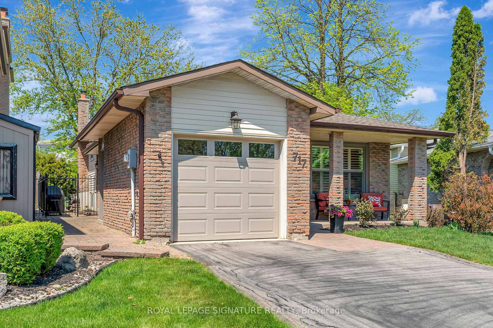 Front of 717 Coulson Avenue
