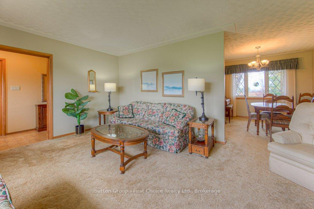 Photo 7 of 77 Huron Road W, Perth South, Sebringville — HOMEH