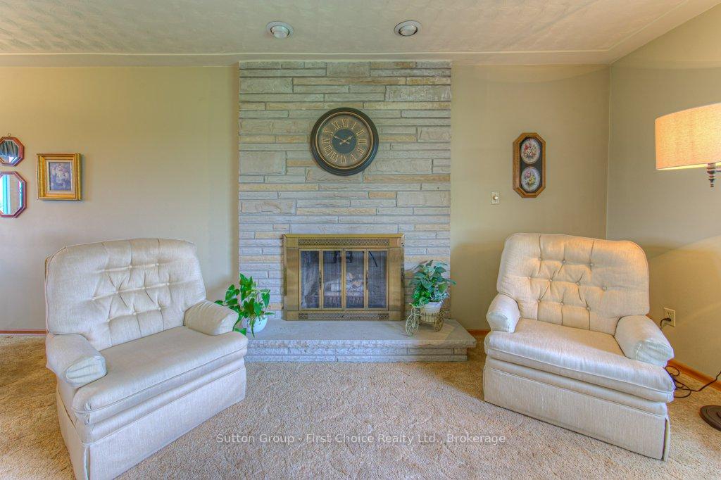 Photo 9 of 77 Huron Road W, Perth South, Sebringville — HOMEH