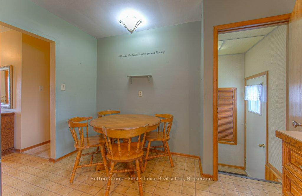 Photo 17 of 77 Huron Road W, Perth South, Sebringville — HOMEH