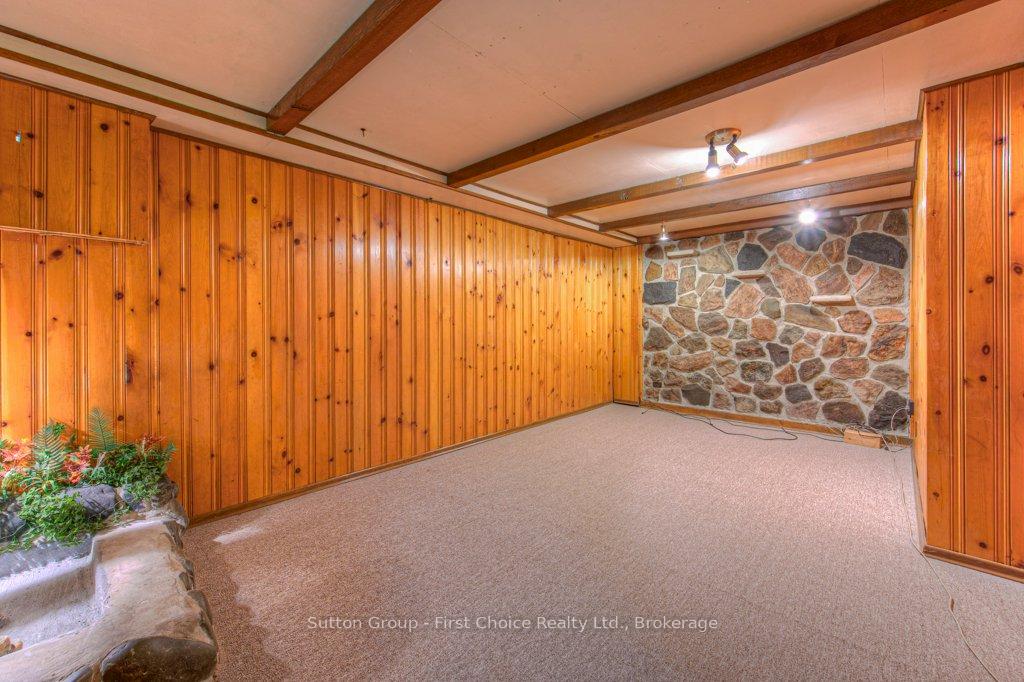 Photo 31 of 77 Huron Road W, Perth South, Sebringville — HOMEH
