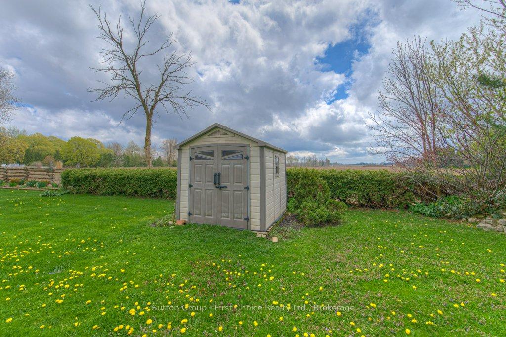 Photo 45 of 77 Huron Road W, Perth South, Sebringville — HOMEH