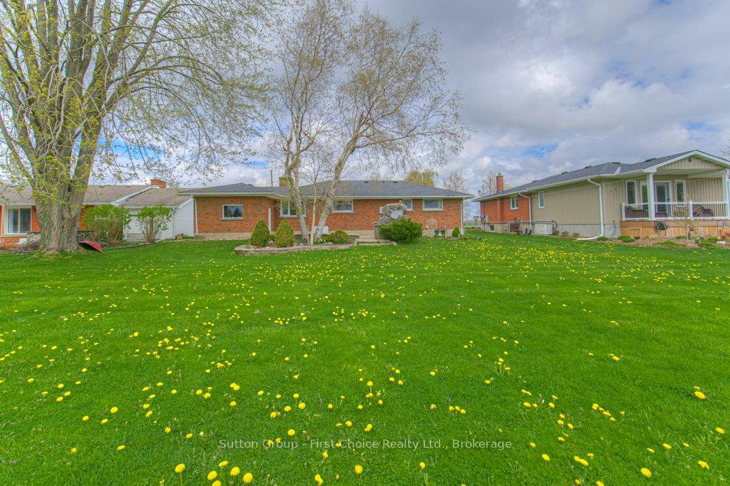 Photo 48 of 77 Huron Road W, Perth South, Sebringville — HOMEH