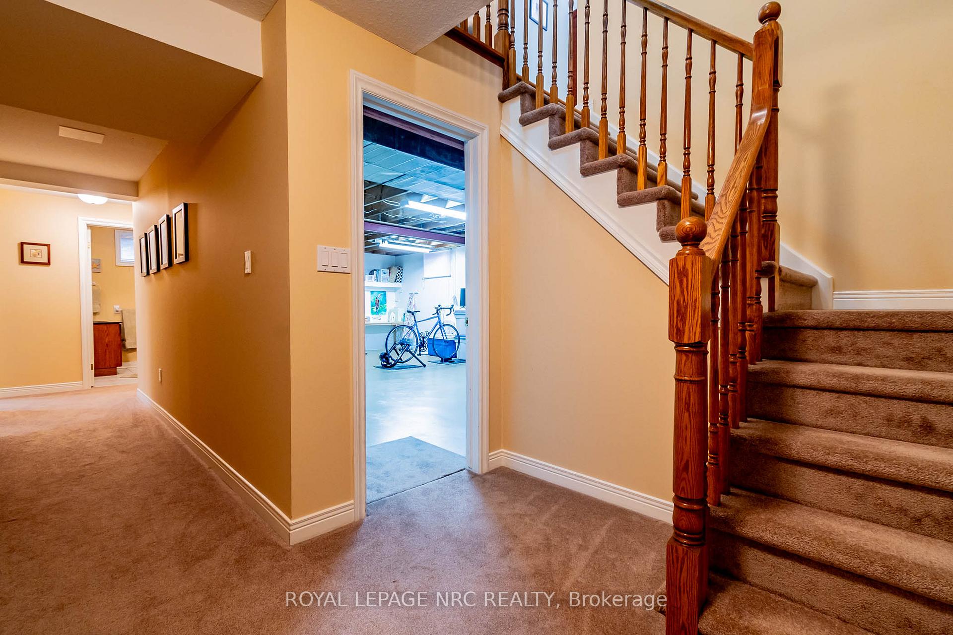 Photo 19 of 25 Oakridge Boulevard, Pelham, Fonthill — HOMEH