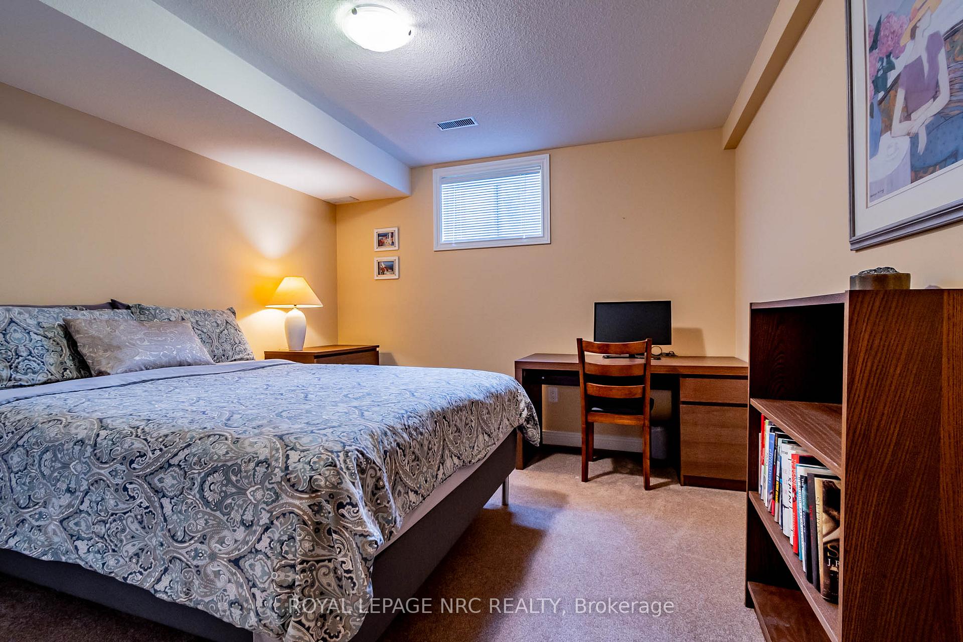 Photo 20 of 25 Oakridge Boulevard, Pelham, Fonthill — HOMEH