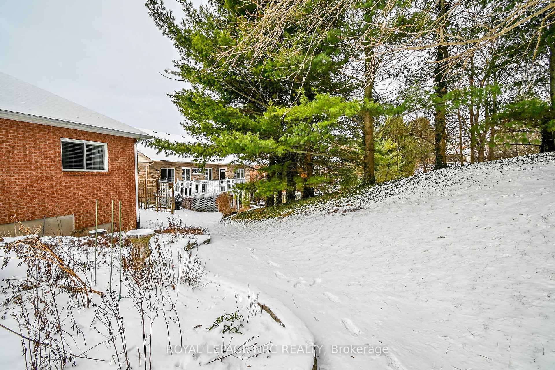 Photo 29 of 25 Oakridge Boulevard, Pelham, Fonthill — HOMEH