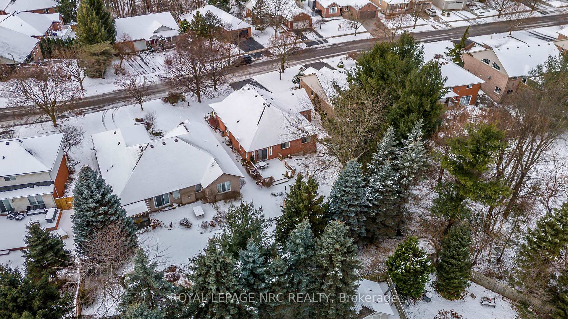 Photo 33 of 25 Oakridge Boulevard, Pelham, Fonthill — HOMEH