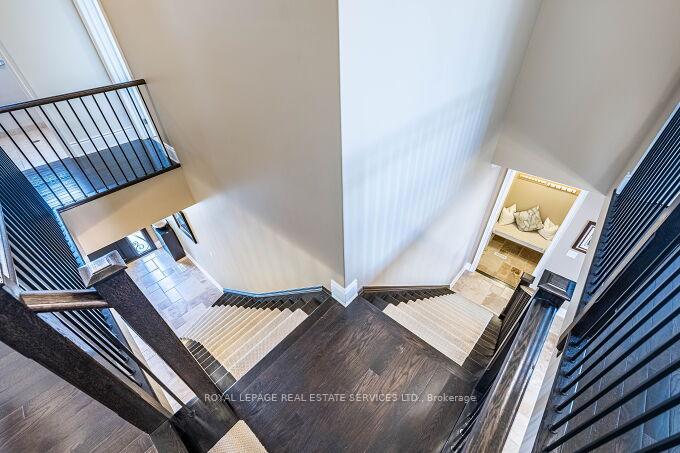 Photo 16 of 417 Gooch Crescent, Milton, Scott — HOMEH