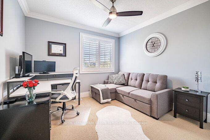 Photo 20 of 417 Gooch Crescent, Milton, Scott — HOMEH
