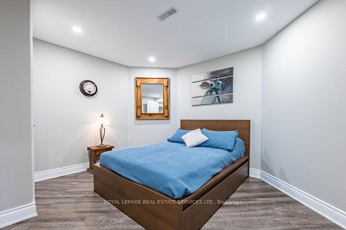 Photo 27 of 417 Gooch Crescent, Milton, Scott — HOMEH