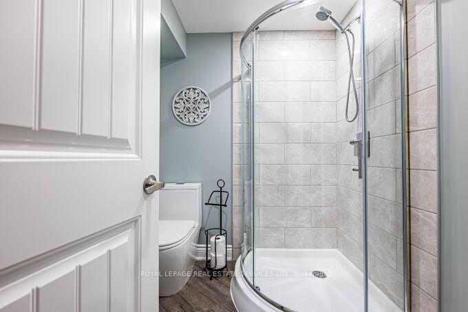 Photo 30 of 417 Gooch Crescent, Milton, Scott — HOMEH