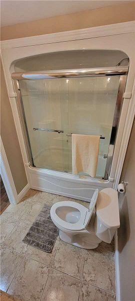 Photo 20 of 692 Ormond Drive, Oshawa, Samac — HOMEH