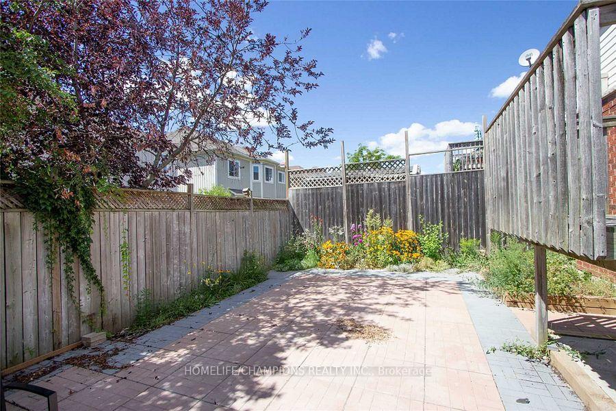 Photo 24 of 692 Ormond Drive, Oshawa, Samac — HOMEH