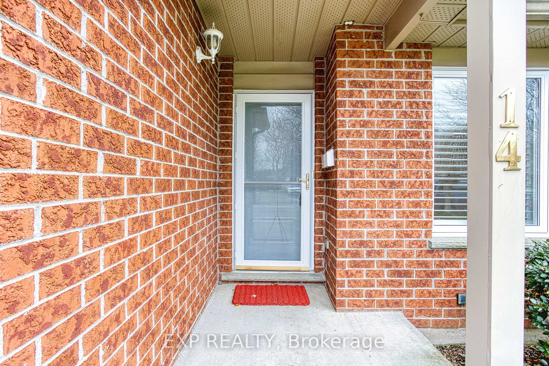 Photo 3 of 14 Saddler Street, Pelham, Fonthill — HOMEH