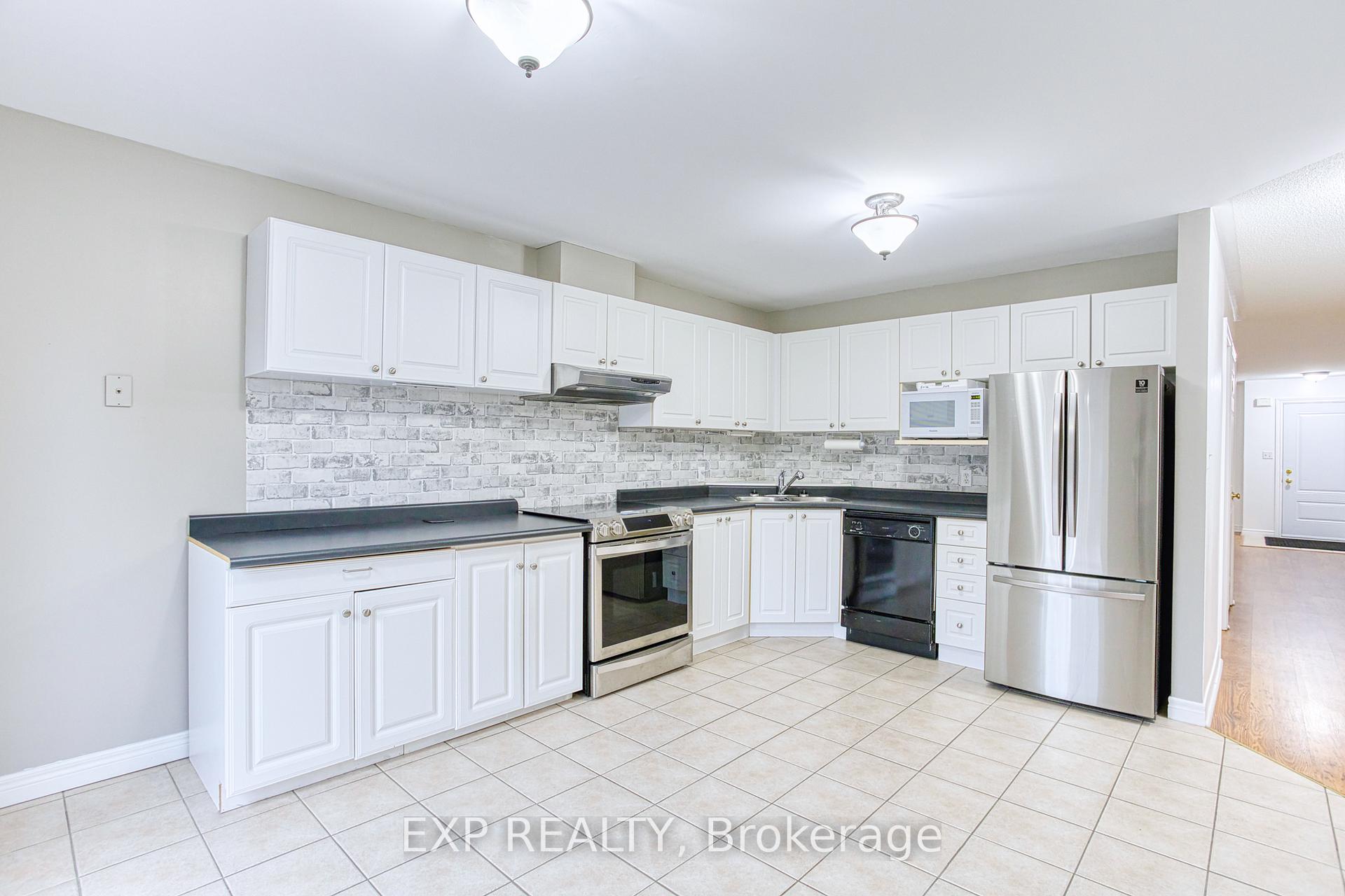 Photo 9 of 14 Saddler Street, Pelham, Fonthill — HOMEH