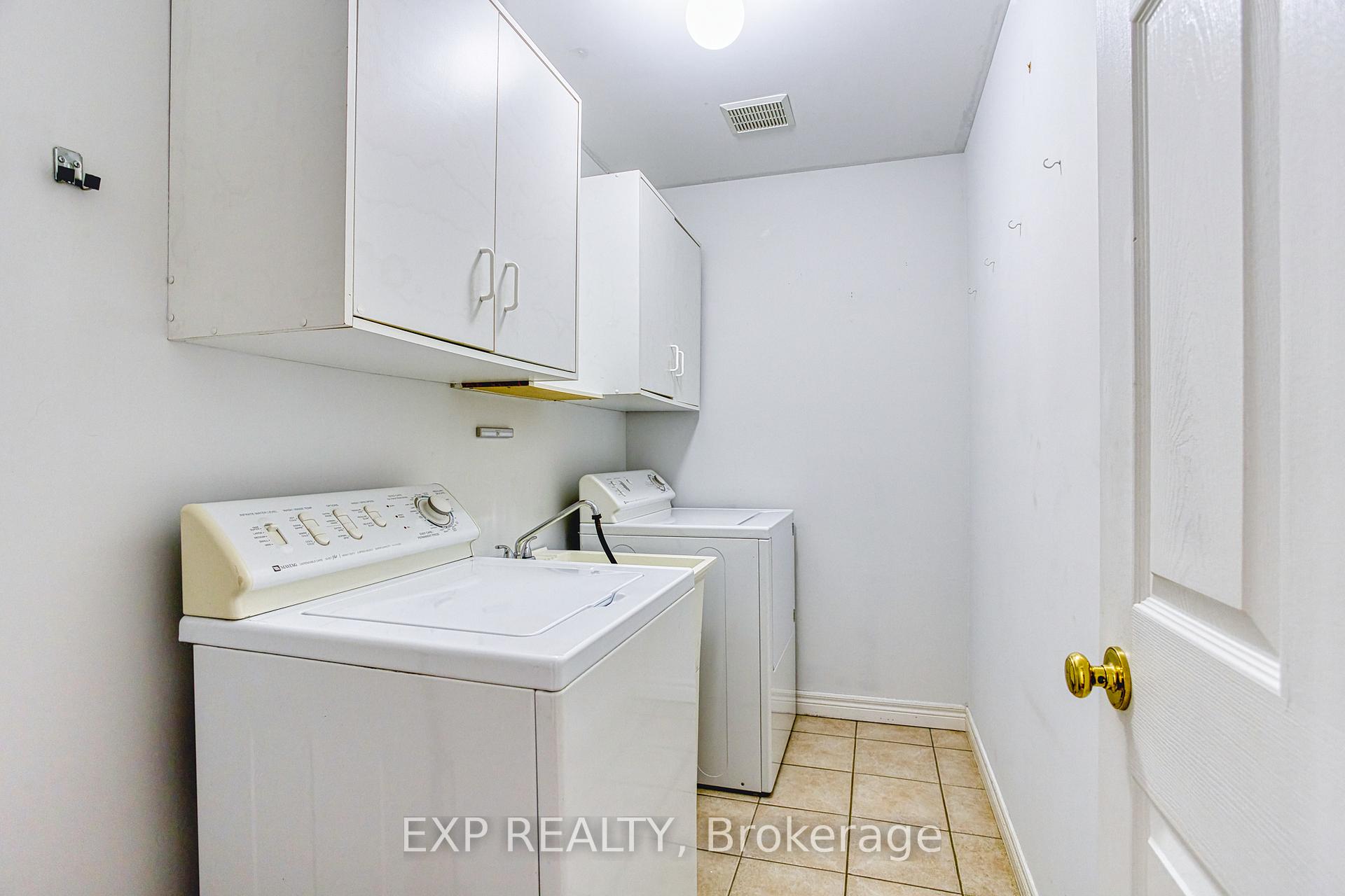 Photo 18 of 14 Saddler Street, Pelham, Fonthill — HOMEH