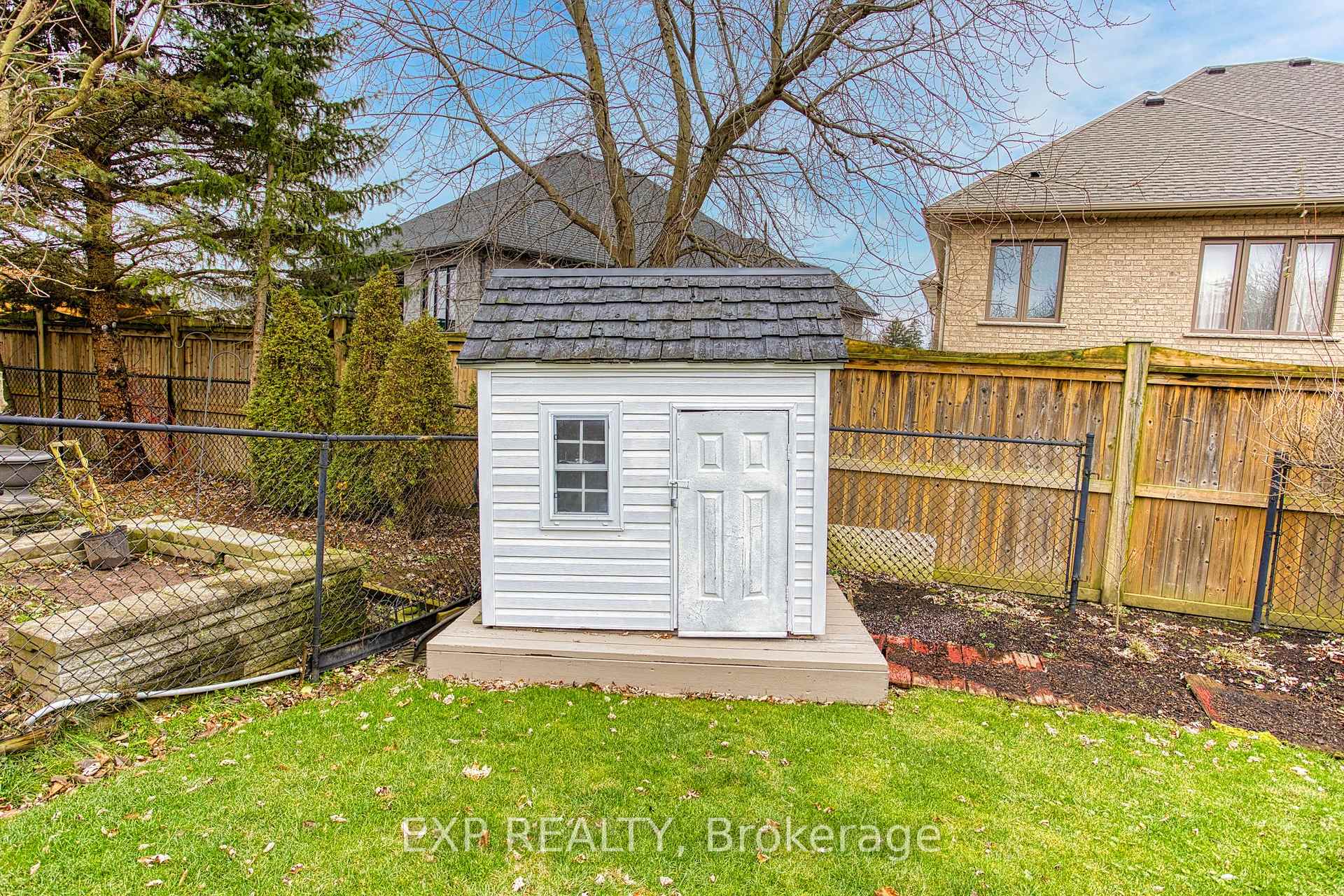 Photo 23 of 14 Saddler Street, Pelham, Fonthill — HOMEH