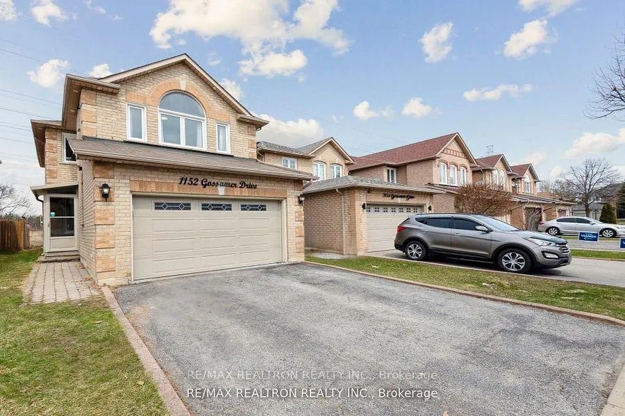 Photo 1 of 1152 Gossamer Drive, Pickering, Liverpool — HOMEH