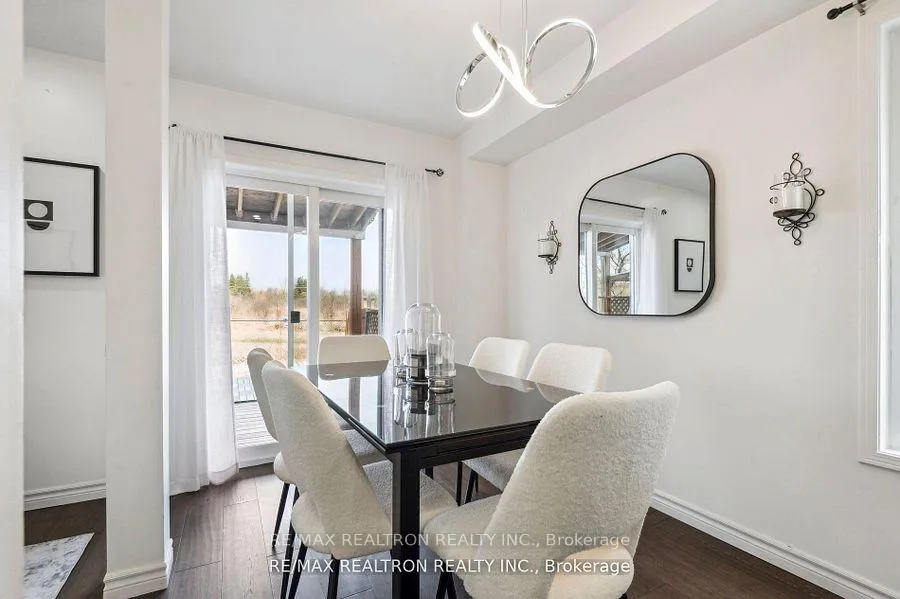 Photo 9 of 1152 Gossamer Drive, Pickering, Liverpool — HOMEH