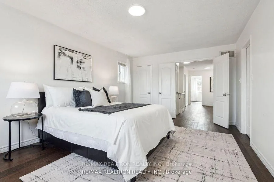 Photo 16 of 1152 Gossamer Drive, Pickering, Liverpool — HOMEH