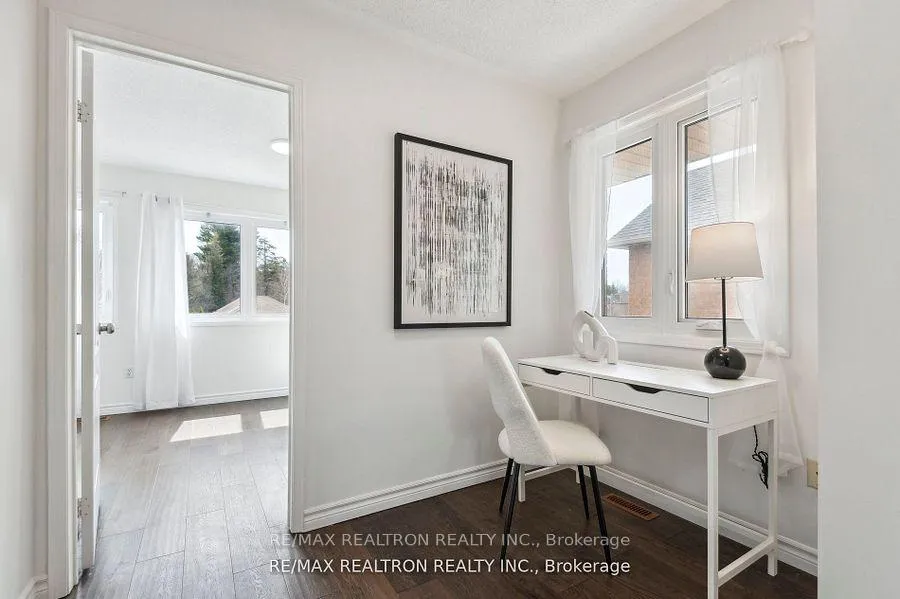 Photo 22 of 1152 Gossamer Drive, Pickering, Liverpool — HOMEH
