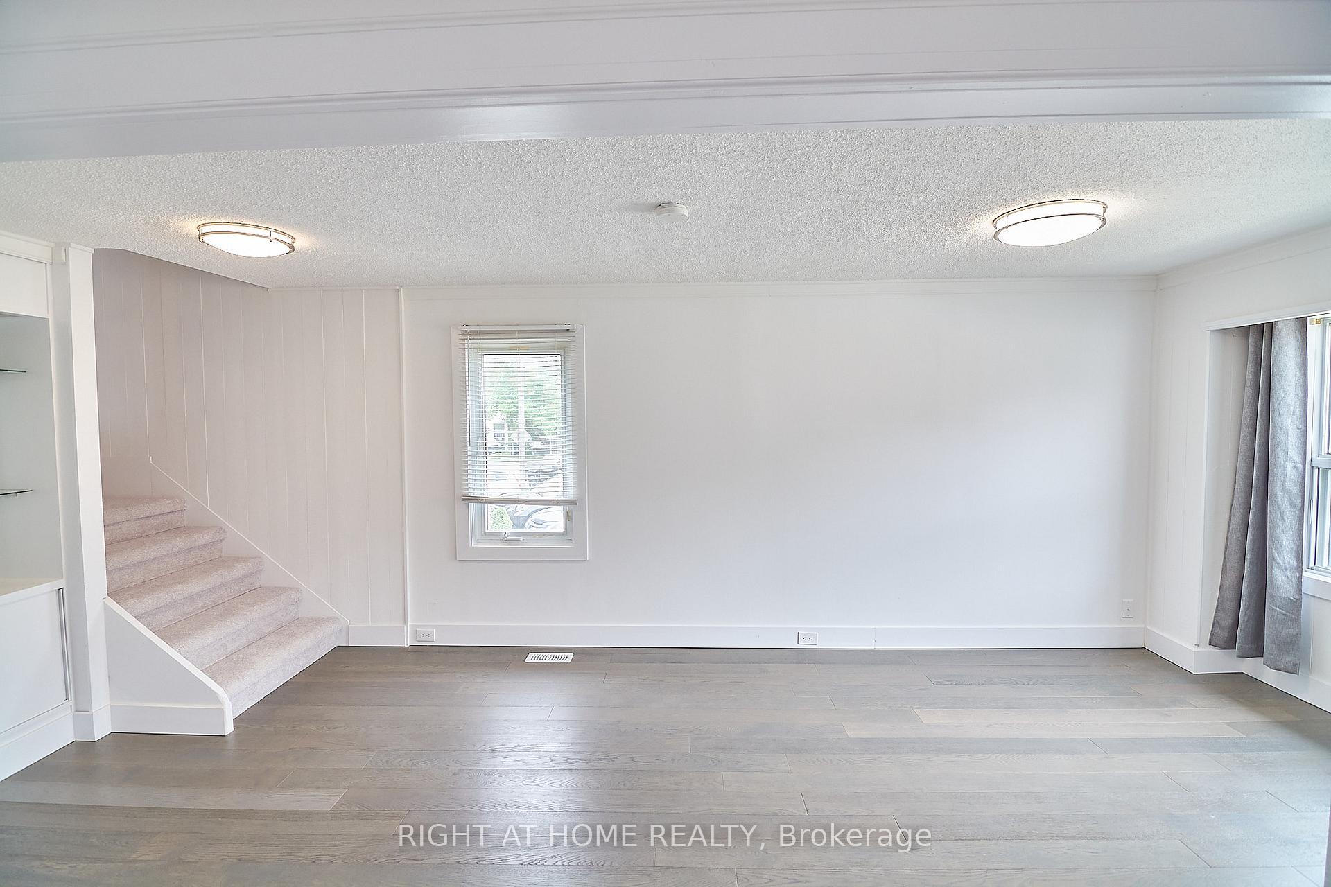 Photo 6 of 105 Conant Street, Oshawa, Lakeview — HOMEH