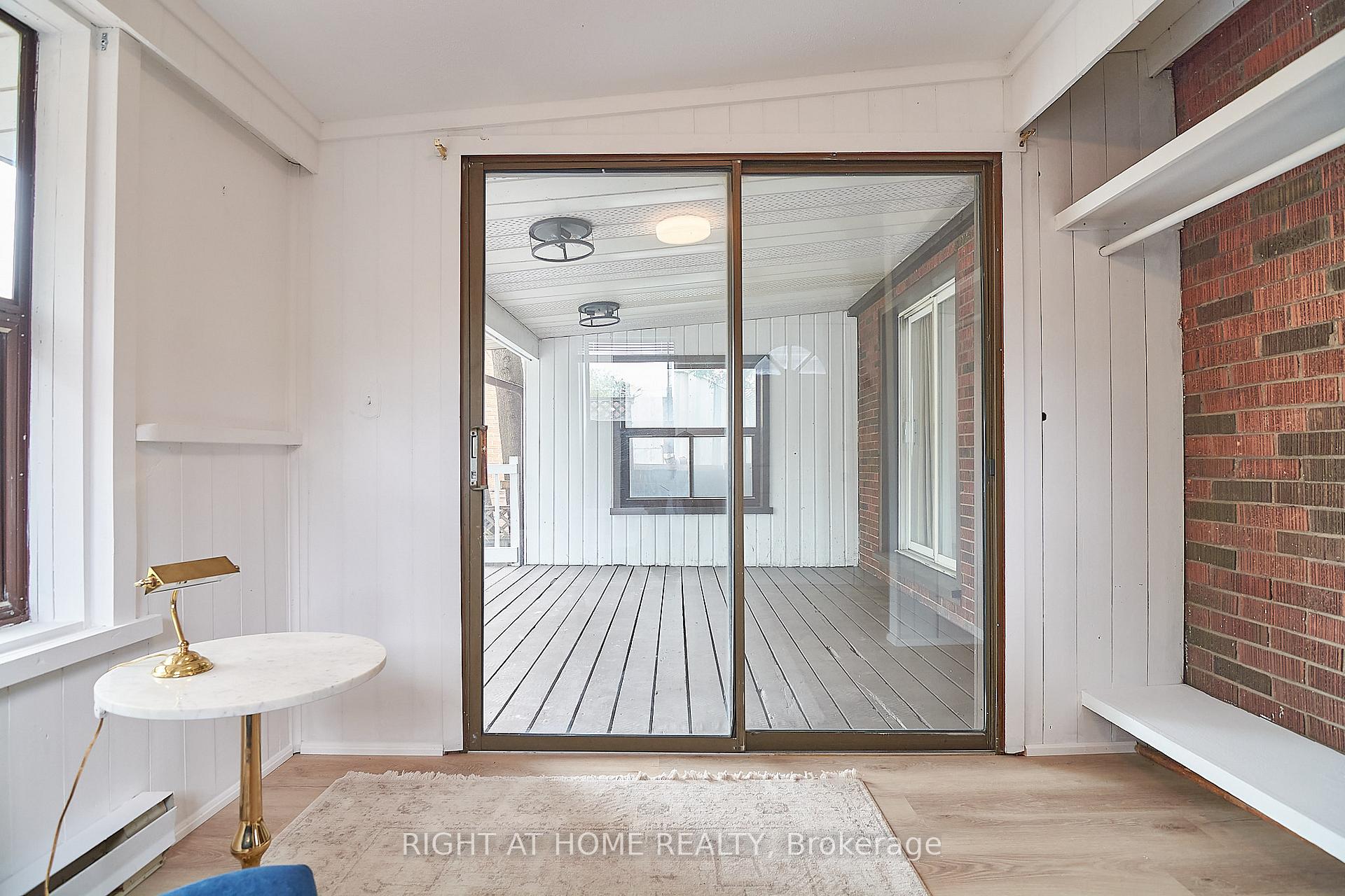 Photo 11 of 105 Conant Street, Oshawa, Lakeview — HOMEH