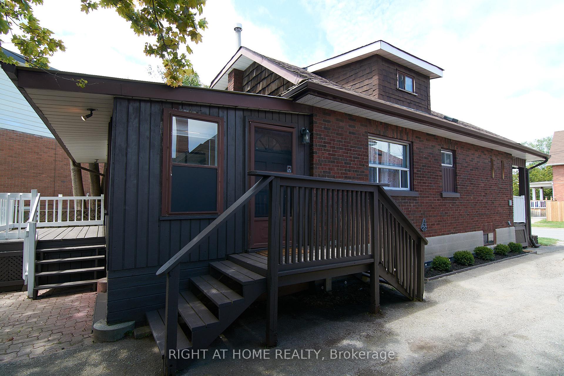 Photo 23 of 105 Conant Street, Oshawa, Lakeview — HOMEH