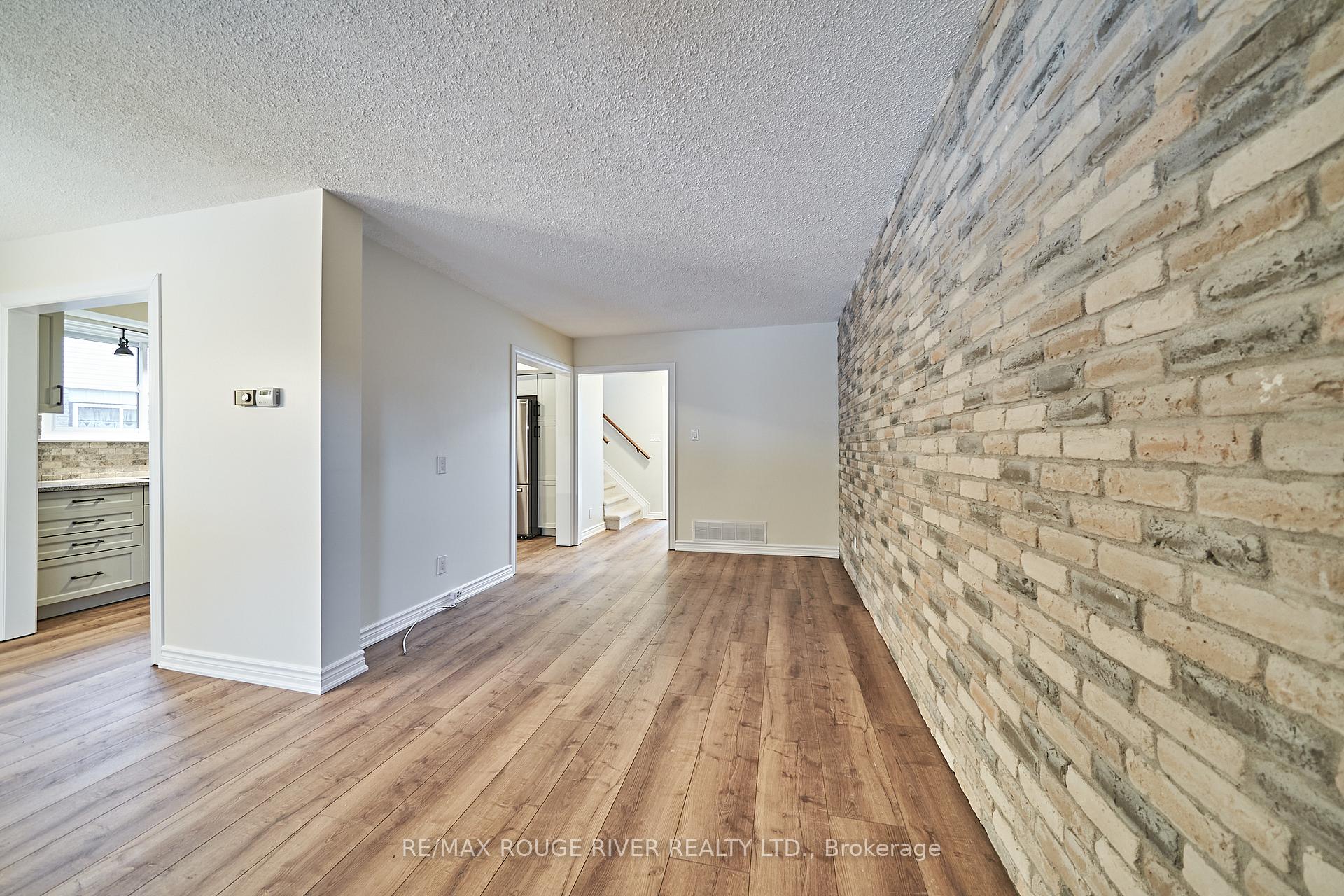 Photo 6 of 632 Balsam Crescent, Oshawa, Lakeview — HOMEH