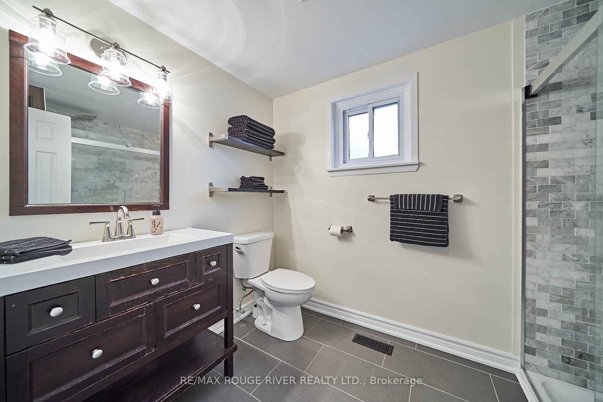 Photo 23 of 632 Balsam Crescent, Oshawa, Lakeview — HOMEH