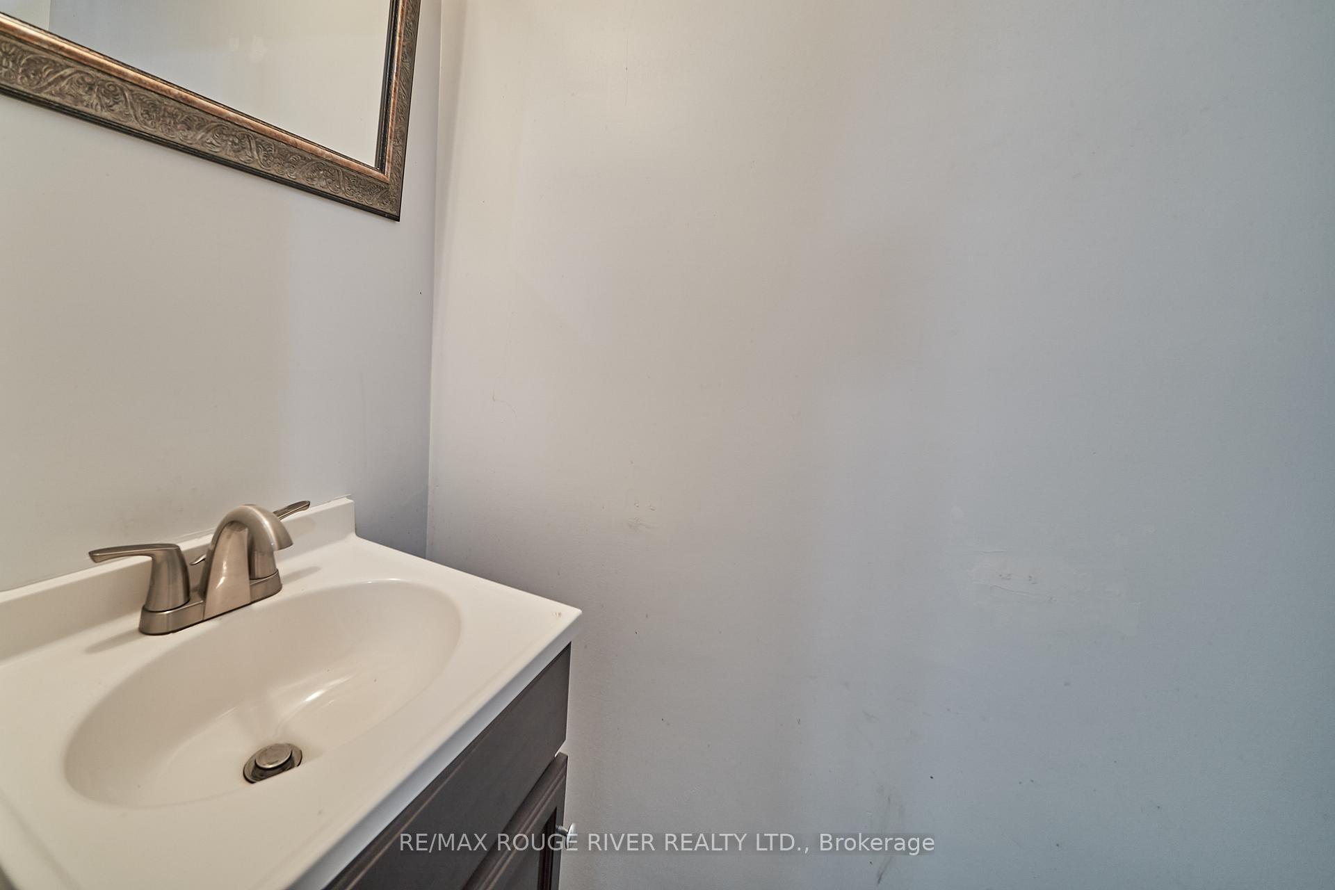 Photo 26 of 632 Balsam Crescent, Oshawa, Lakeview — HOMEH
