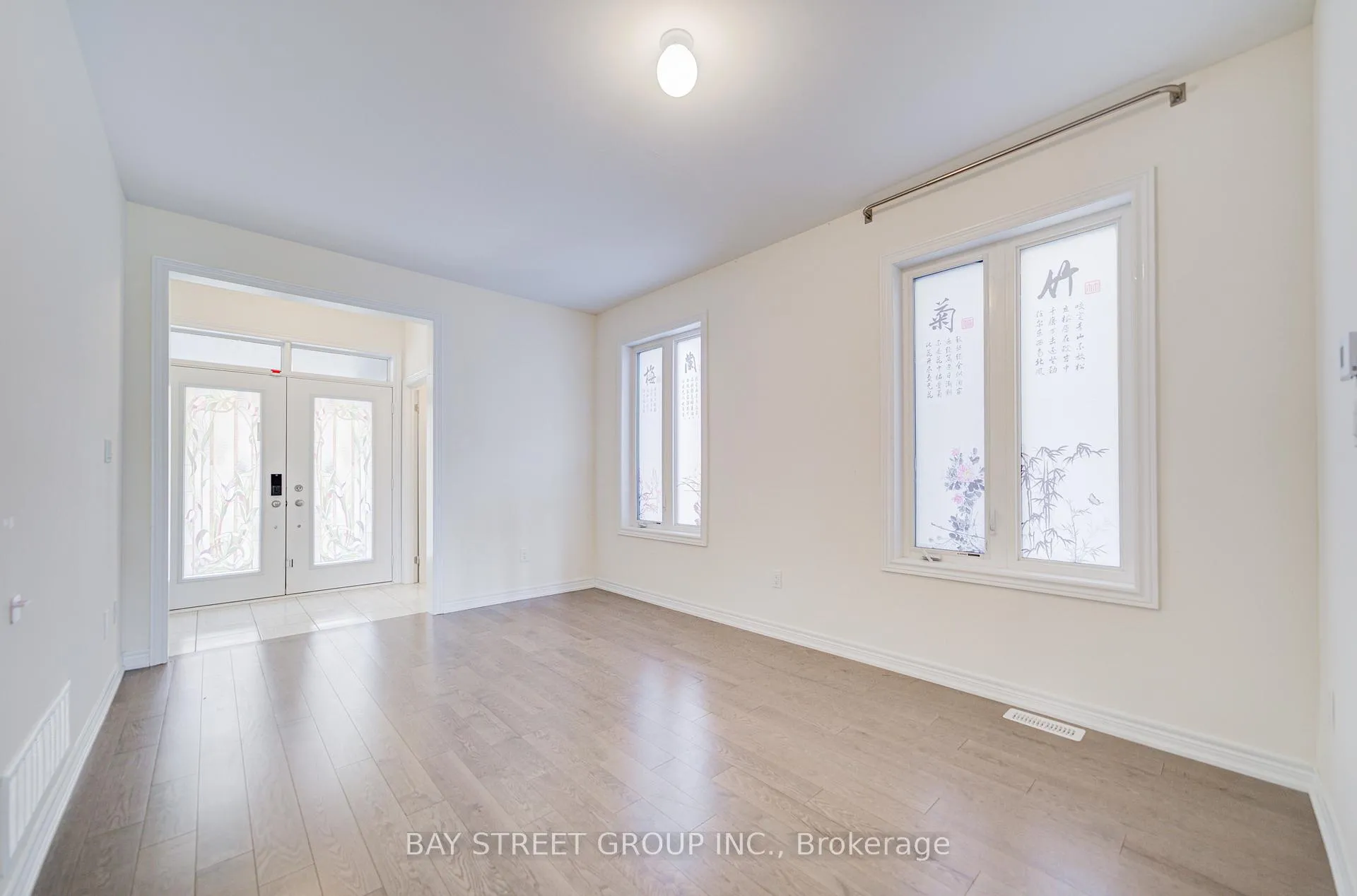Photo 5 of 2643 Delphinium Trail, Pickering, Rural Pickering — HOMEH