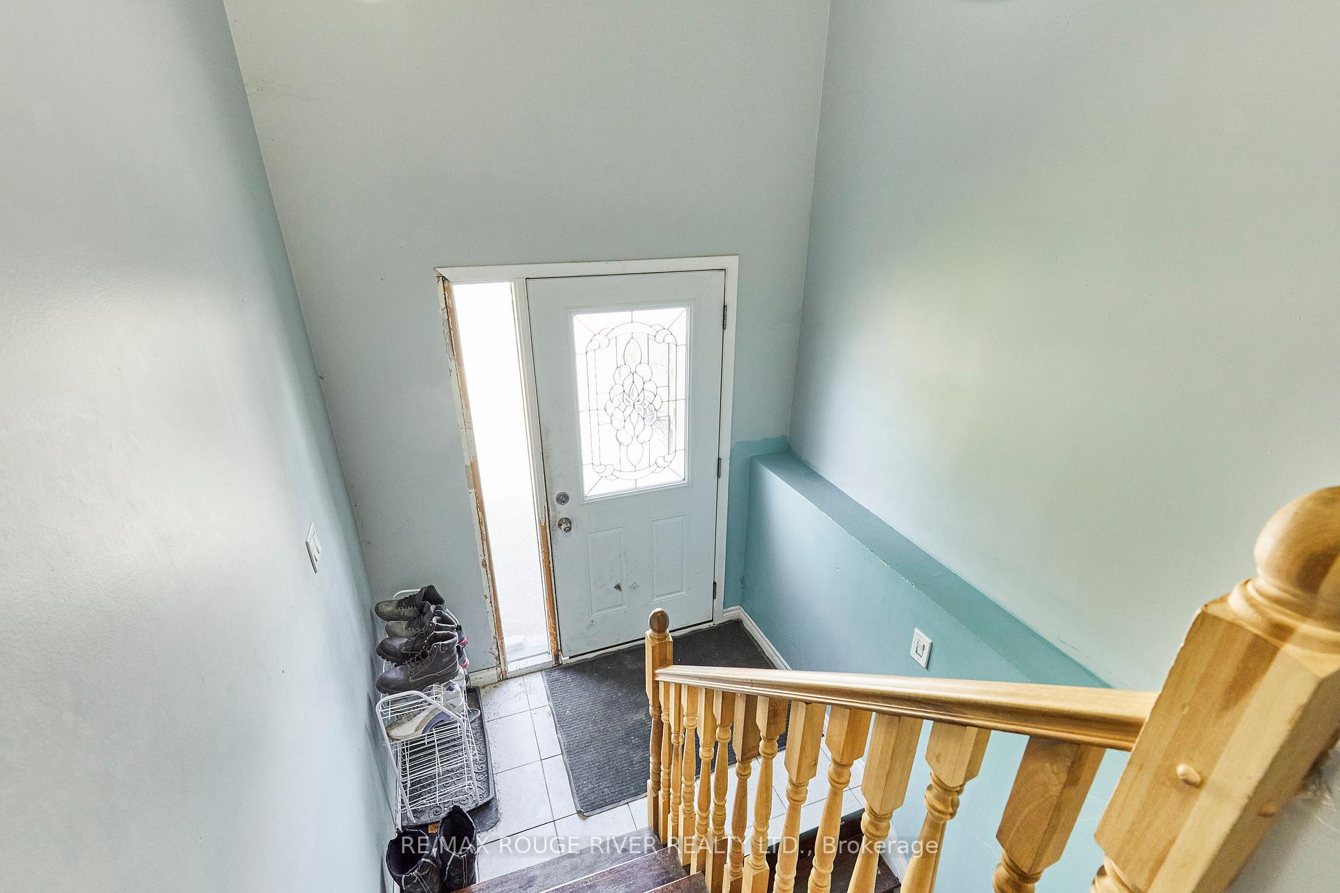 Photo 4 of 37 Wellington Avenue E, Oshawa, Farewell — HOMEH