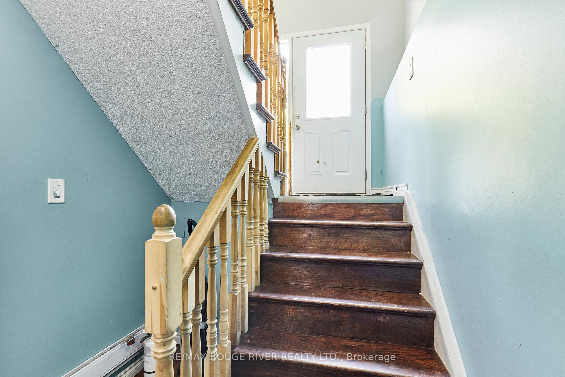Photo 18 of 37 Wellington Avenue E, Oshawa, Farewell — HOMEH
