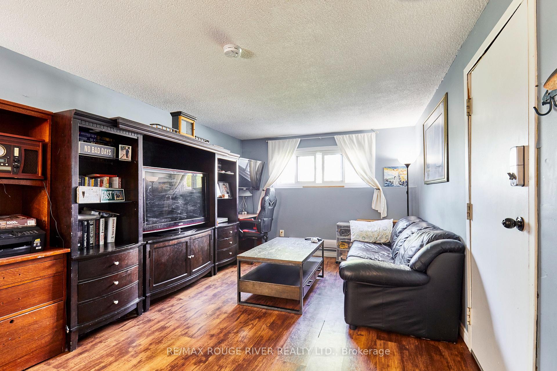 Photo 21 of 37 Wellington Avenue E, Oshawa, Farewell — HOMEH