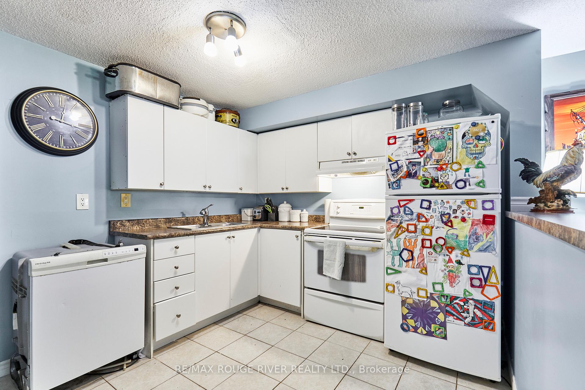 Photo 23 of 37 Wellington Avenue E, Oshawa, Farewell — HOMEH