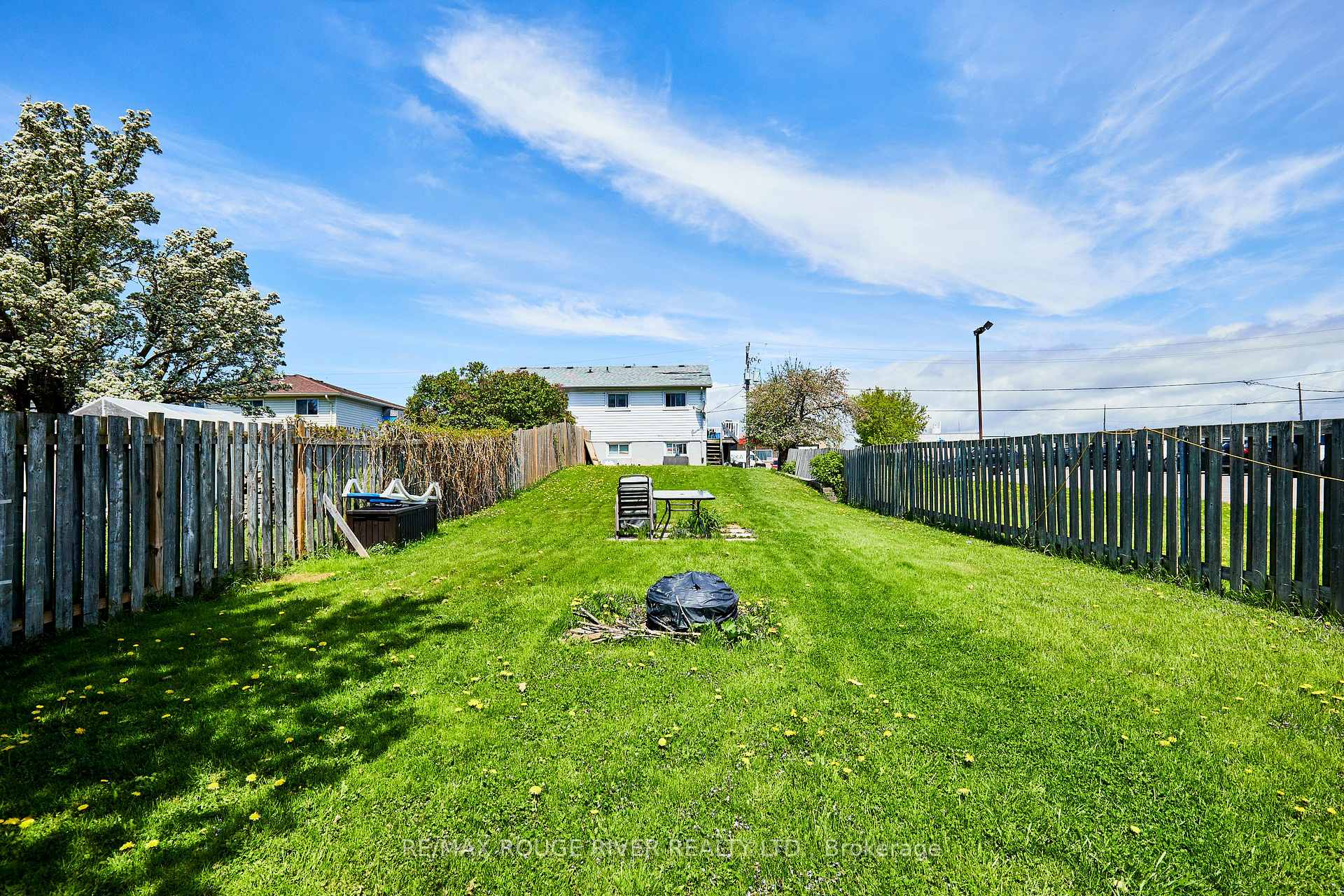 Photo 29 of 37 Wellington Avenue E, Oshawa, Farewell — HOMEH