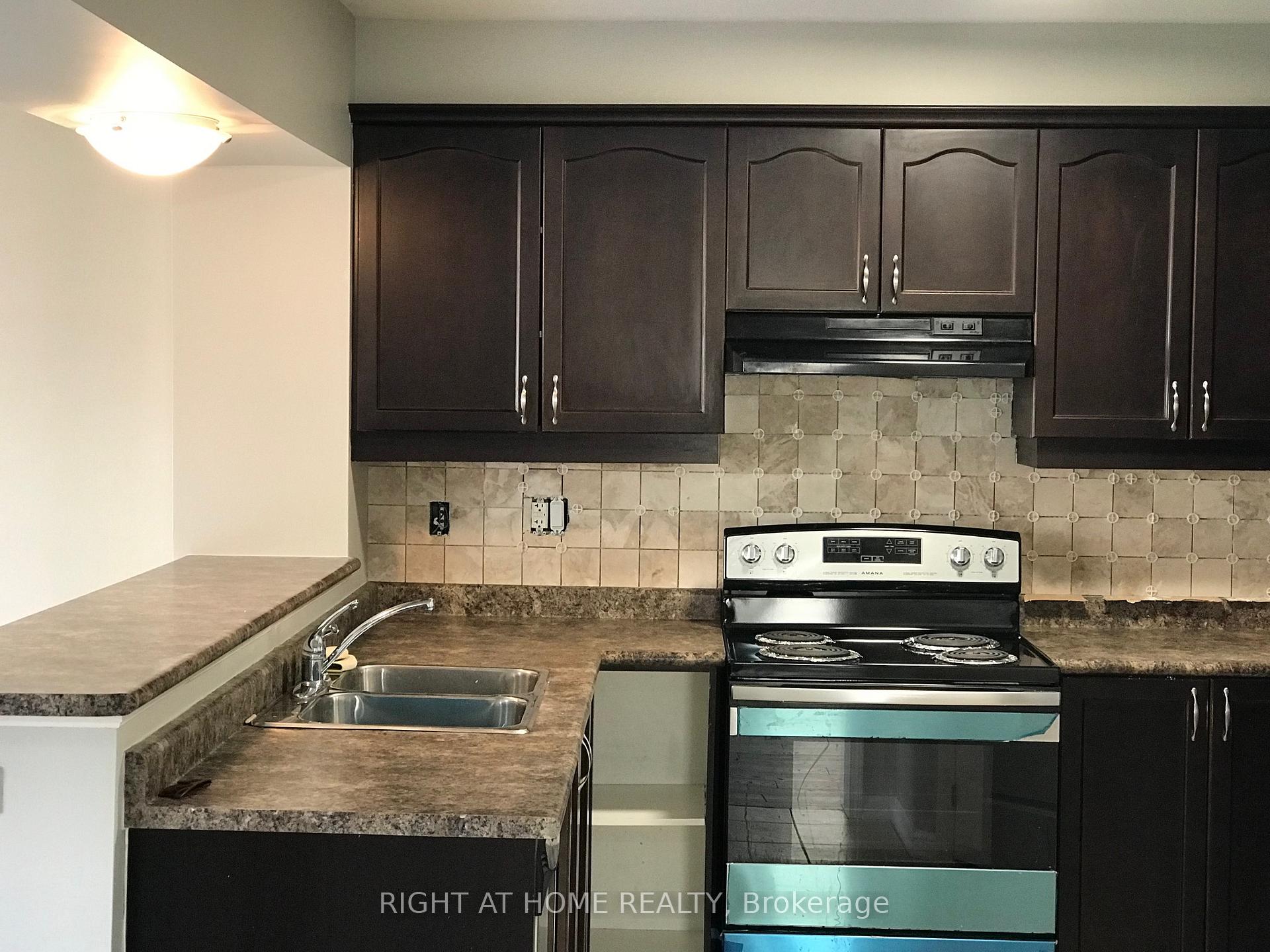 Photo 9 of 299 Ruhl Drive, Milton, Willmott — HOMEH