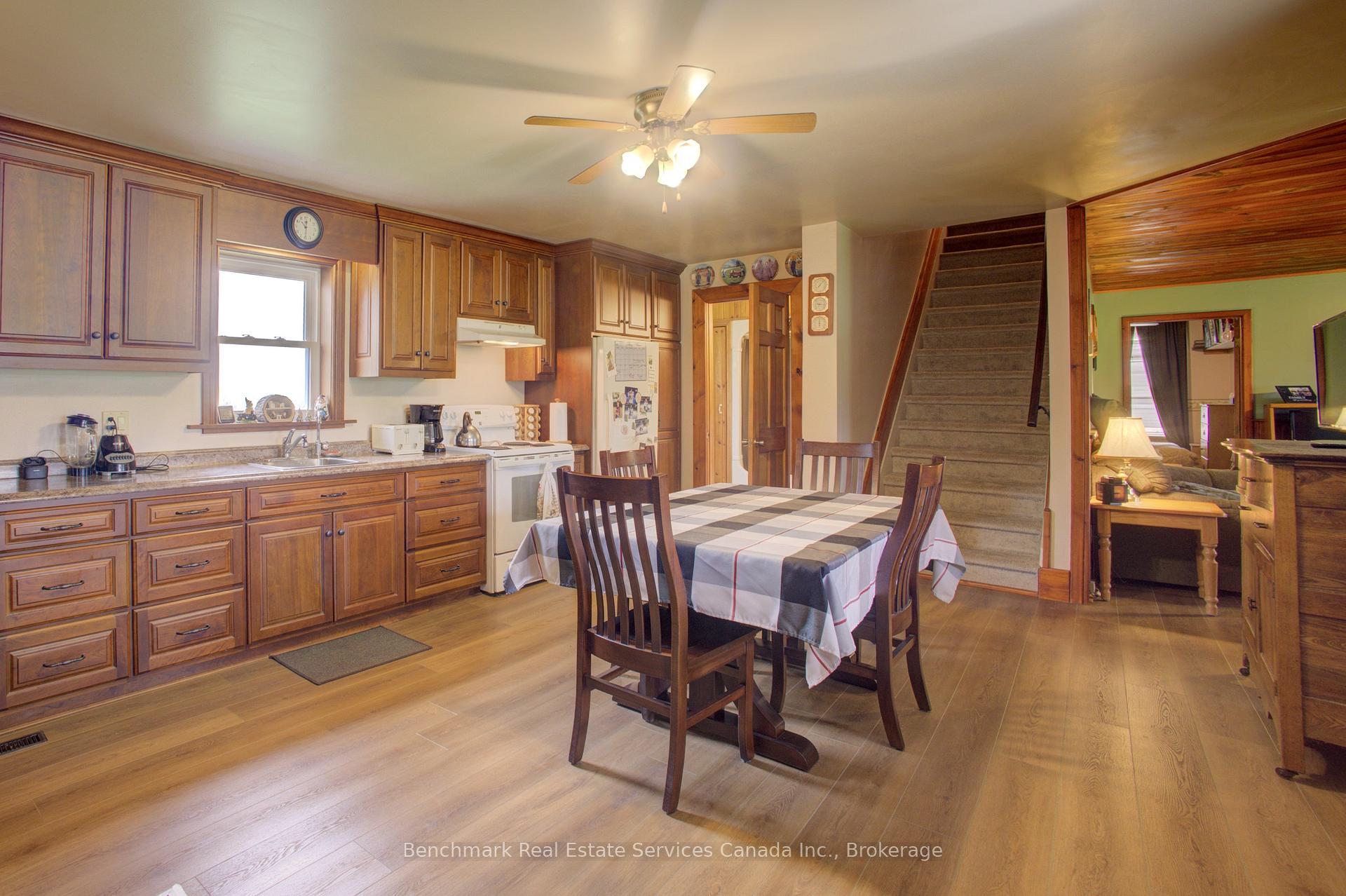 Photo 13 of 5633 4 Line, Perth South, Blanshard — HOMEH