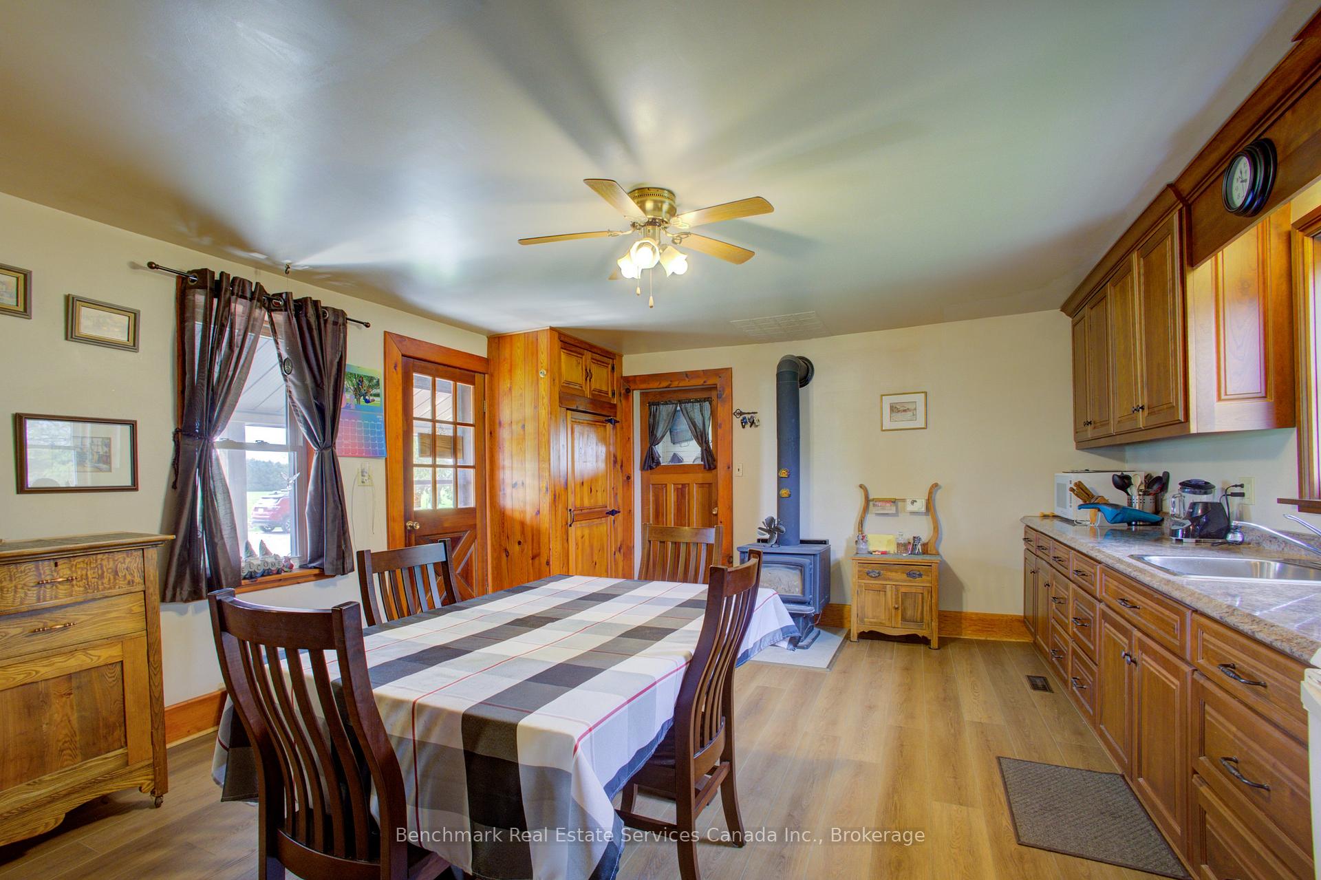 Photo 15 of 5633 4 Line, Perth South, Blanshard — HOMEH