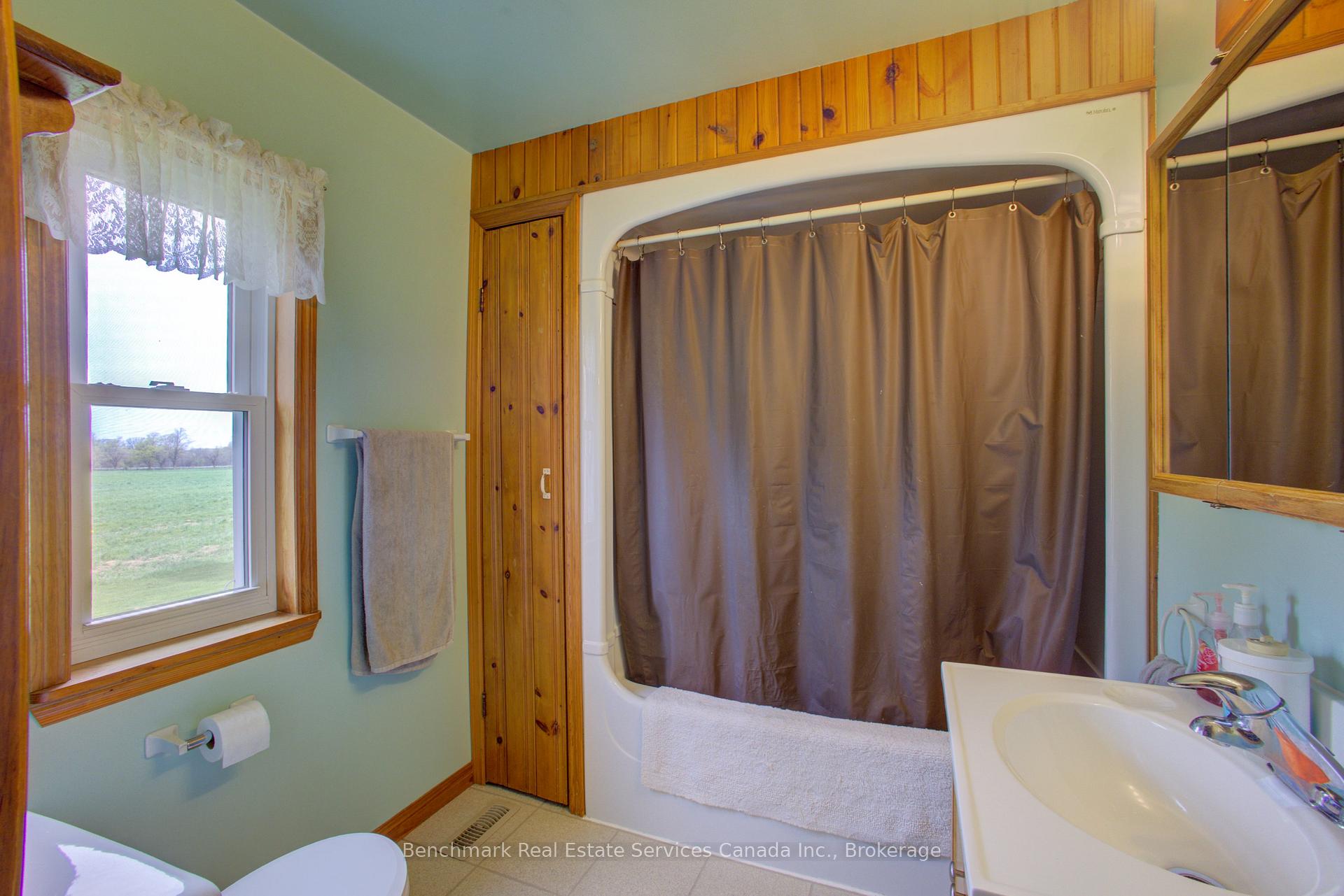 Photo 16 of 5633 4 Line, Perth South, Blanshard — HOMEH