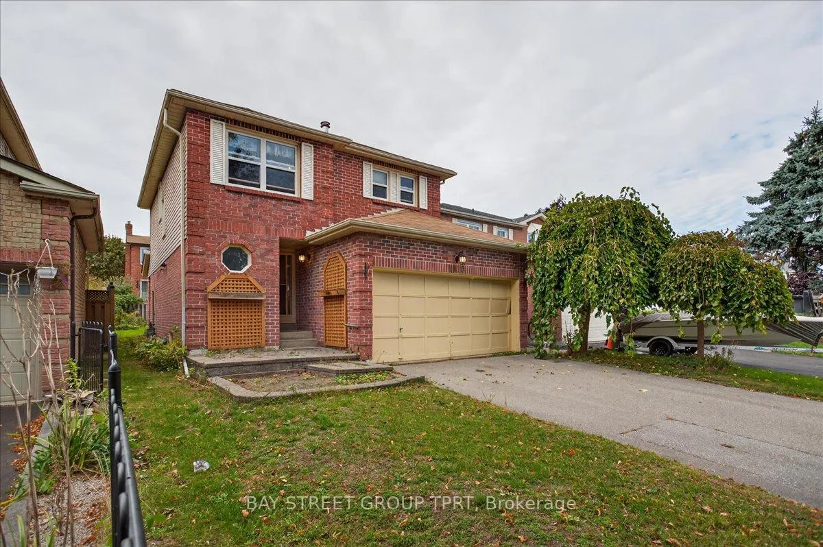 Photo 2 of 1610 Rawlings Drive, Pickering, Liverpool — HOMEH