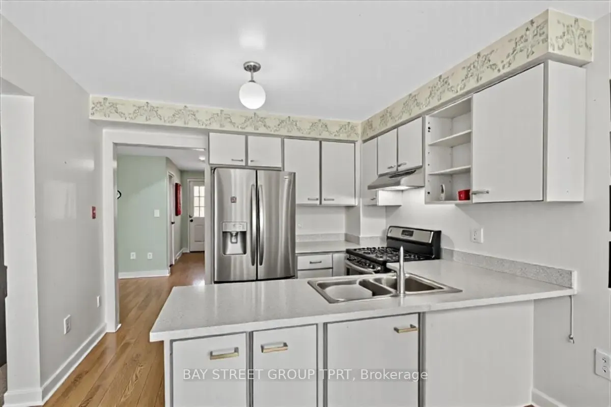 Photo 7 of 1610 Rawlings Drive, Pickering, Liverpool — HOMEH