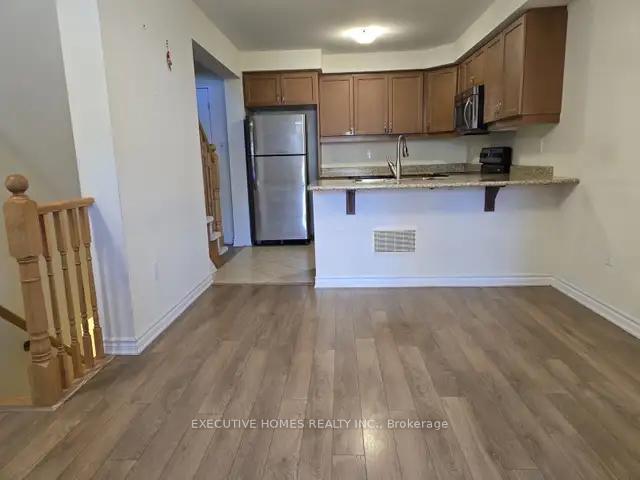 Photo 5 of 263 Casson Point, Milton, Ford — HOMEH
