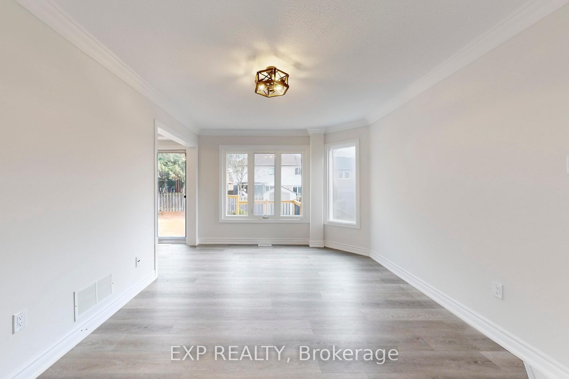 Photo 5 of 1117 Windgrove Square, Pickering, Liverpool — HOMEH