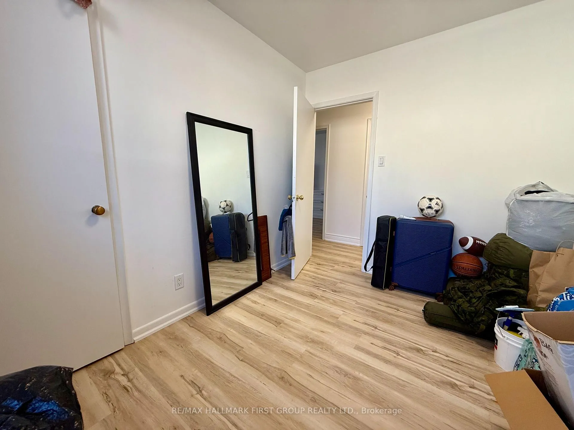 Photo 18 of 851 Bem Avenue, Pickering, Bay Ridges — HOMEH