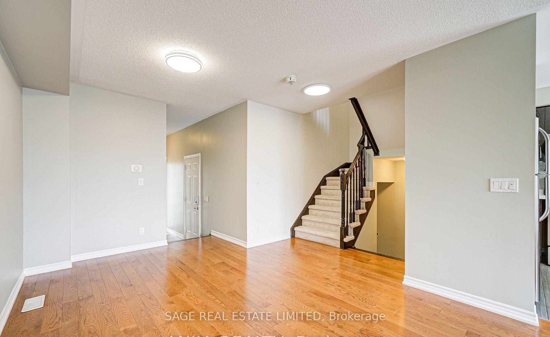 Photo 5 of 101 Nearco Gate, Oshawa, Windfields — HOMEH