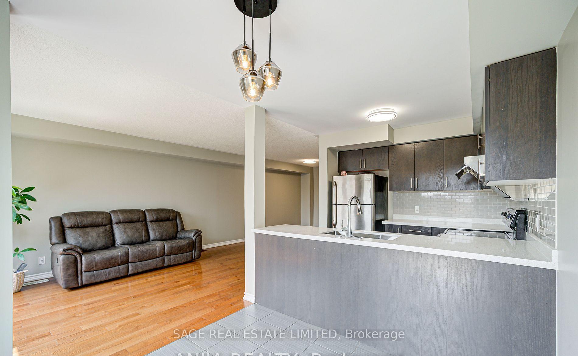 Photo 9 of 101 Nearco Gate, Oshawa, Windfields — HOMEH
