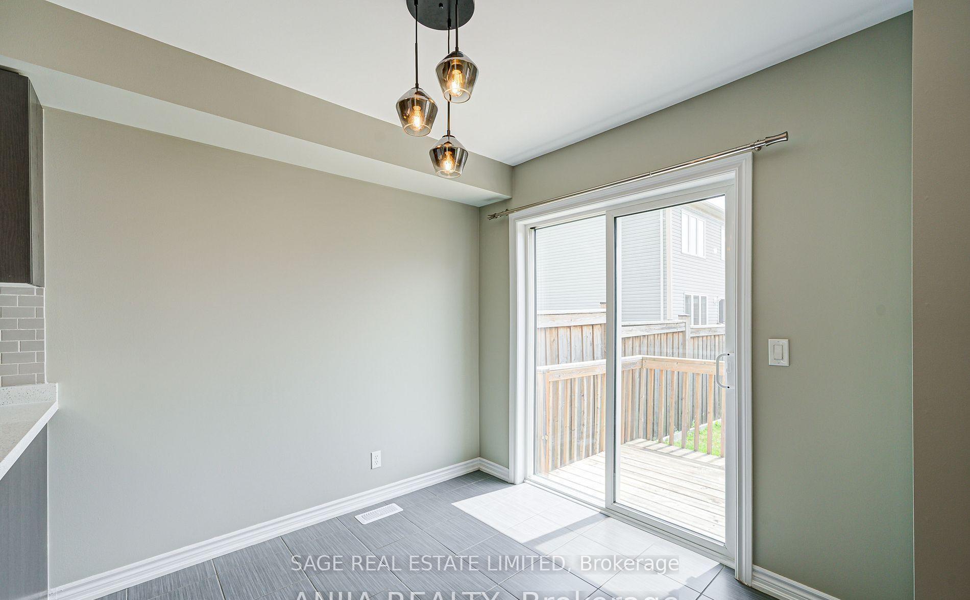 Photo 14 of 101 Nearco Gate, Oshawa, Windfields — HOMEH